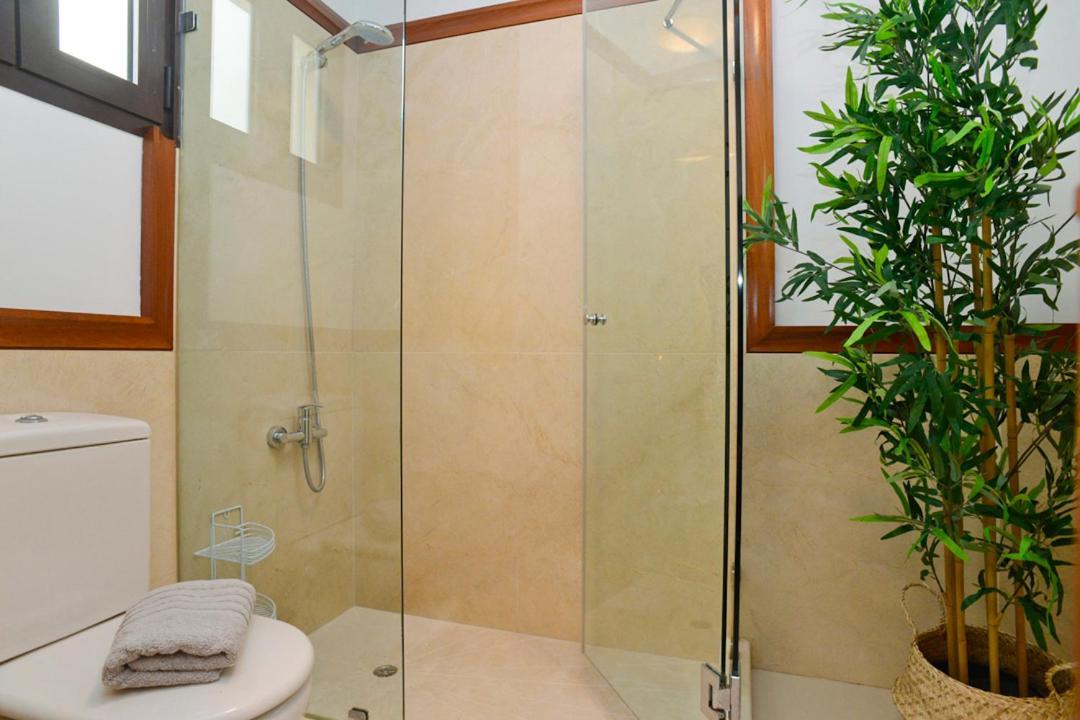 Luxury Buenavista El Charco + Private Parking Apartment Arrecife  Exterior photo